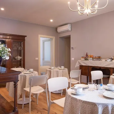 In Lucus Guest House-2