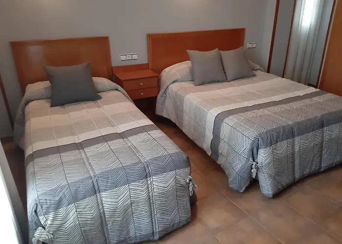 Hotel Los Leones, el más cercano a Warner San Martín de la Vega