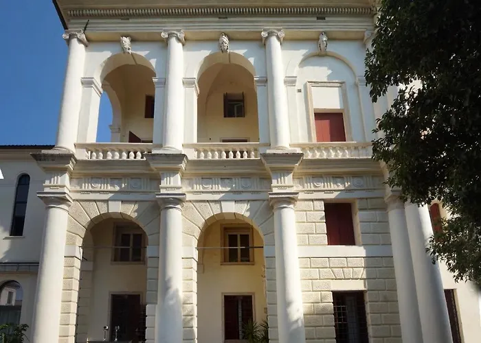Guest House Villa Angaran San Giuseppe
