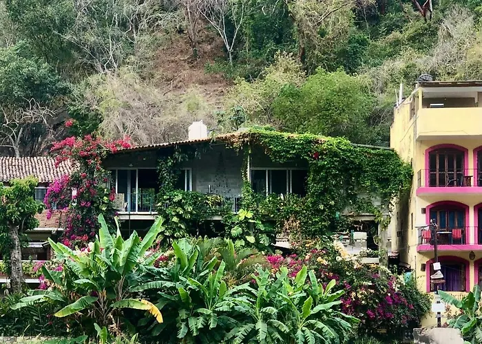 Casa Cereza Apartments