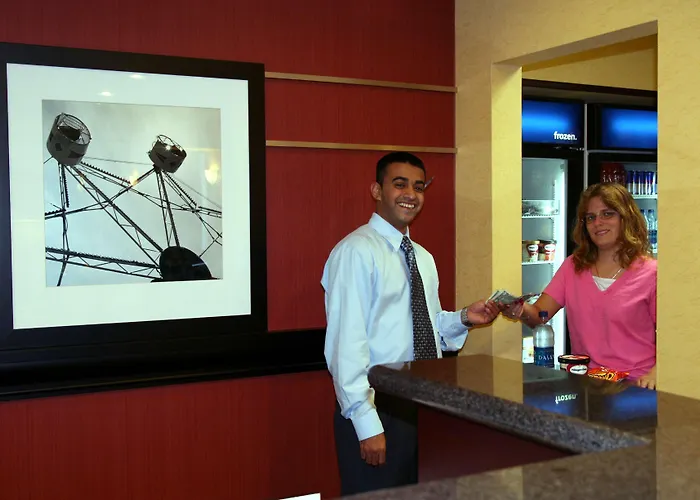 Hampton Inn & Suites Louisville East