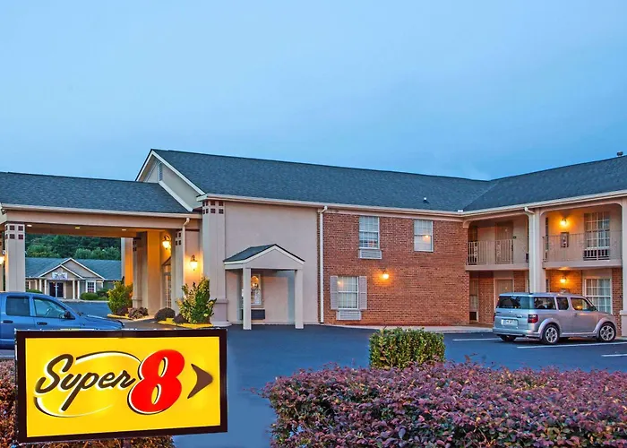 Super 8 By Wyndham Covington
