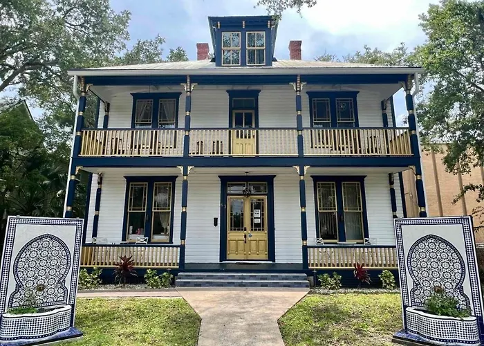 1001 Nights Historic Bed And Breakfast Adults Only