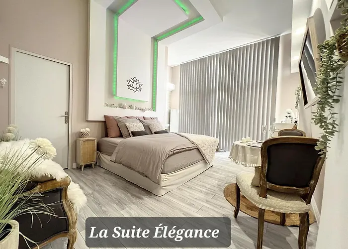 Chambre avec spa, piscine et sauna privatif Louches