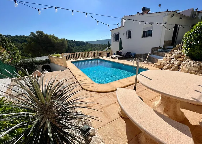 Bed and Breakfast La Puerta Azul Jávea