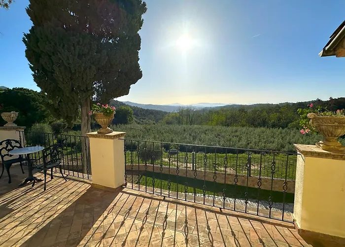 Masia Can Viver - Olive Oil Tourism B&B Bigues I Riells