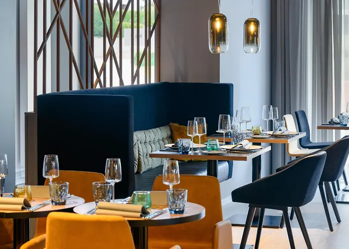 Piazza Und Restaurant