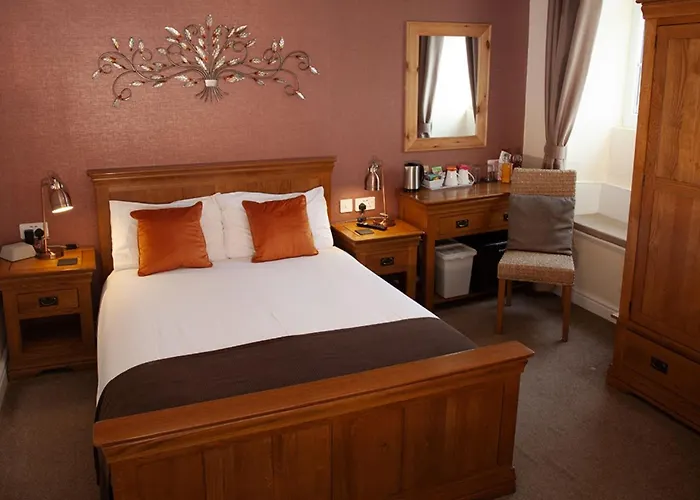 Ensuite Bed And Breakfast Rooms At The Ring Pub