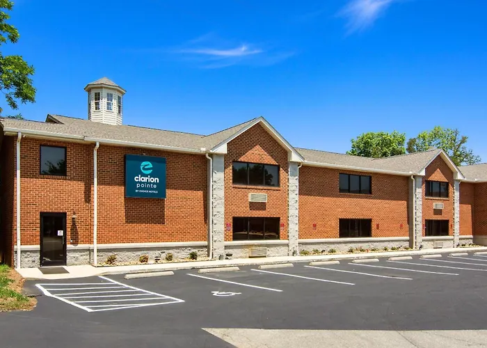 Clarion Pointe On The Lake Clarksville-South Hill West