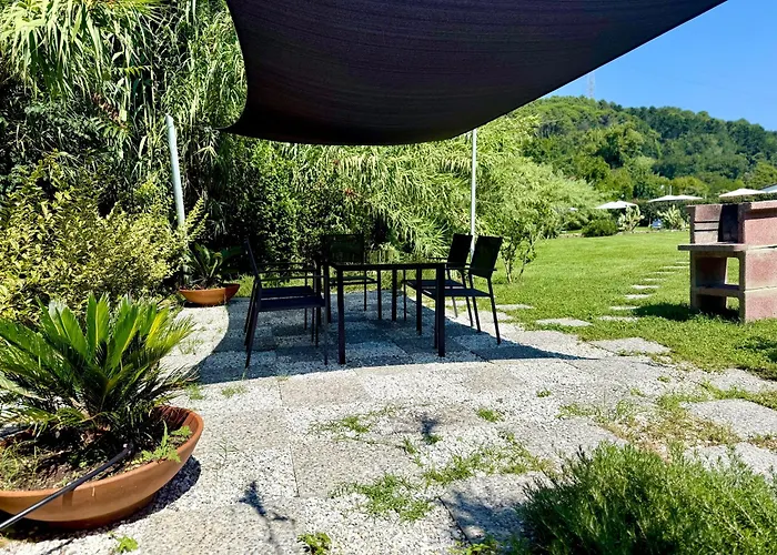 Le Village Sarzana