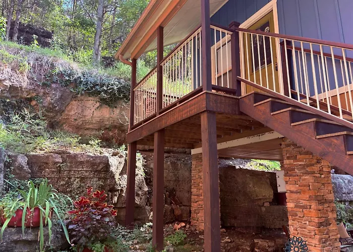 All Seasons Treehouse Village