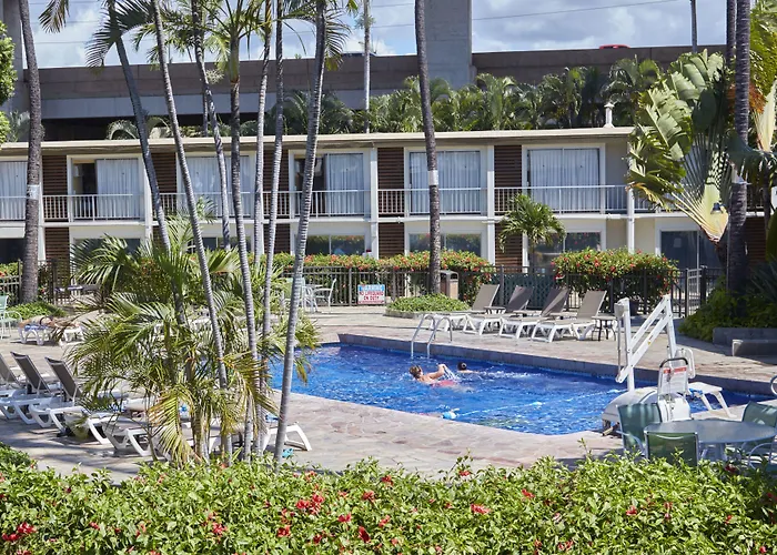 Best Western The Plaza Hotel Honolulu Airport - Free Breakfast