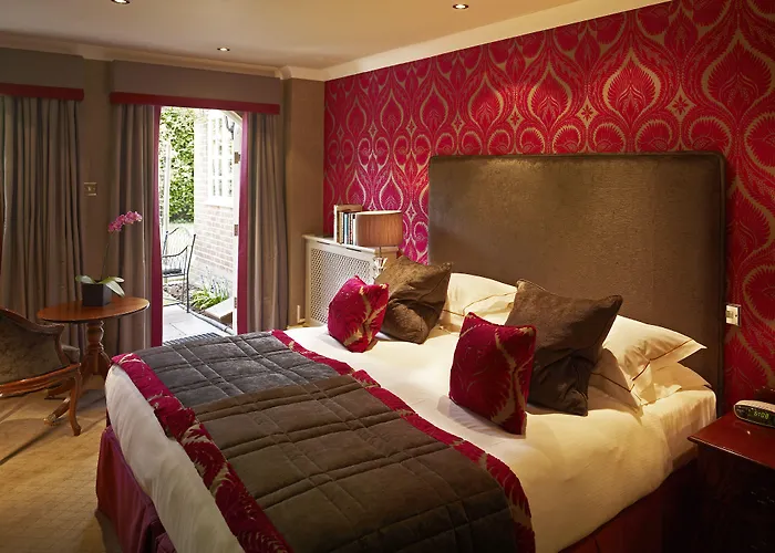 Langshott Manor - Luxury Hotel Gatwick