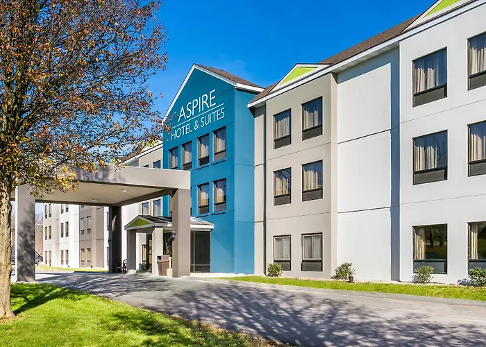 Aspire Hotel And Suites