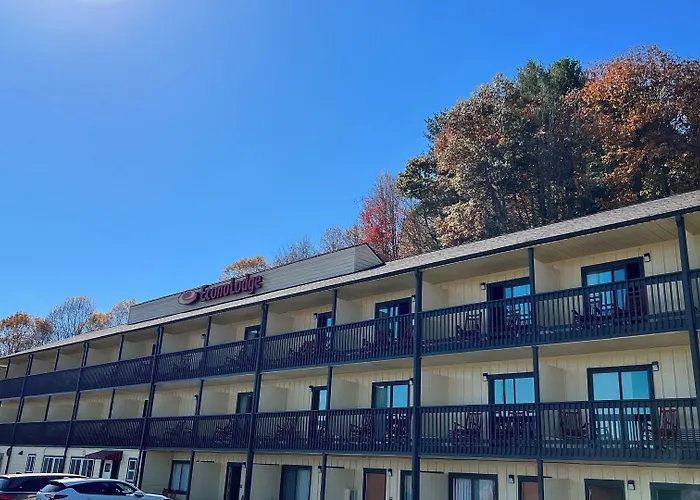 Econo Lodge Waynesville