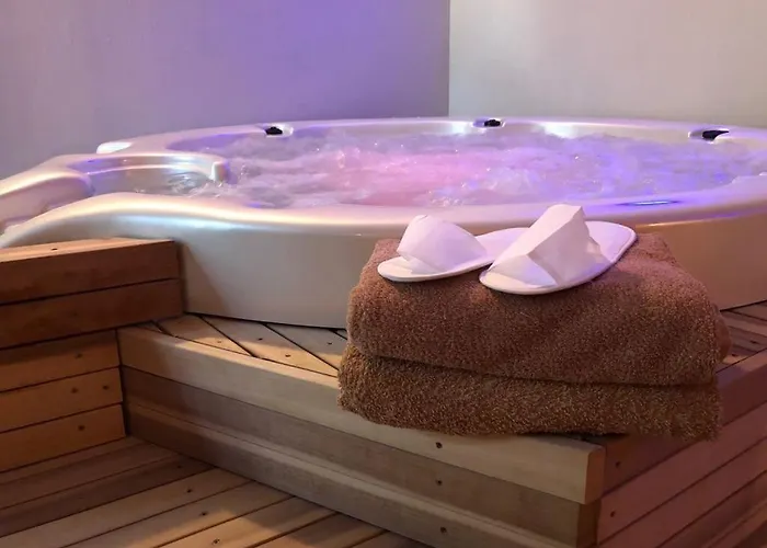 Hotel Kube