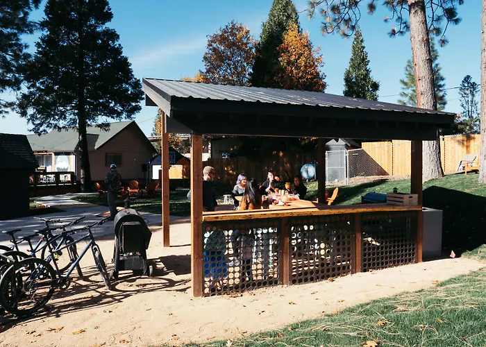 Summit View Inn