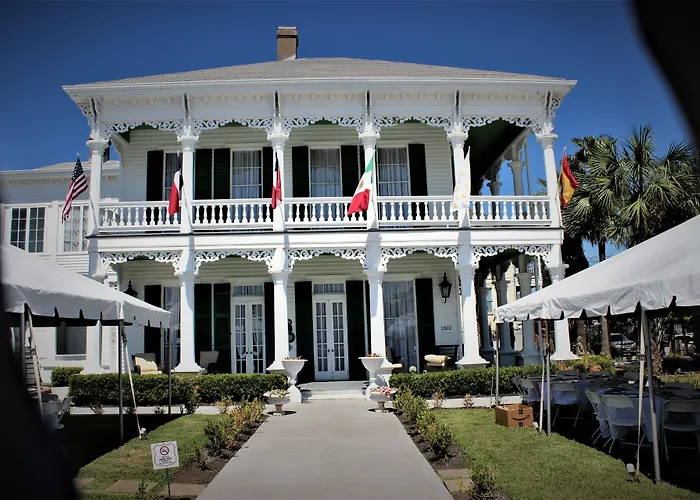 George Manor