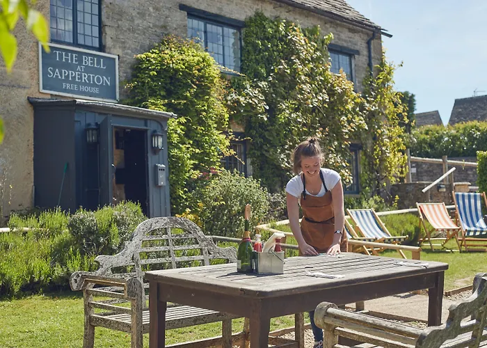 The Bell At Sapperton