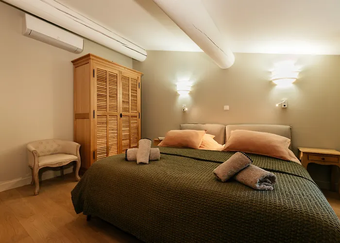 Domaine Perréal Les Chambres Gargas 