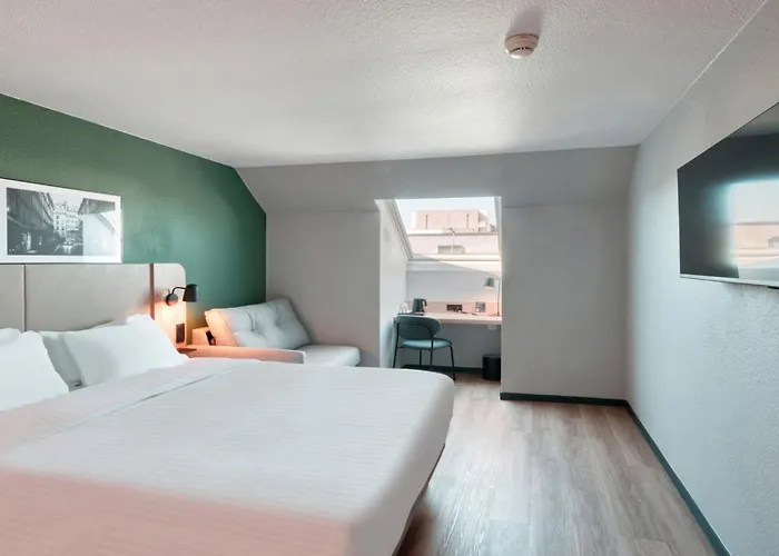Campanile Hotel Compiegne