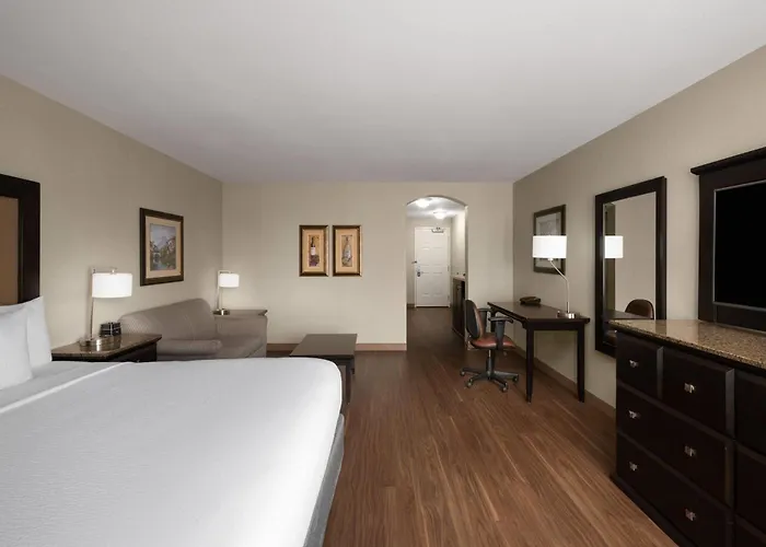 La Quinta By Wyndham Paso Robles