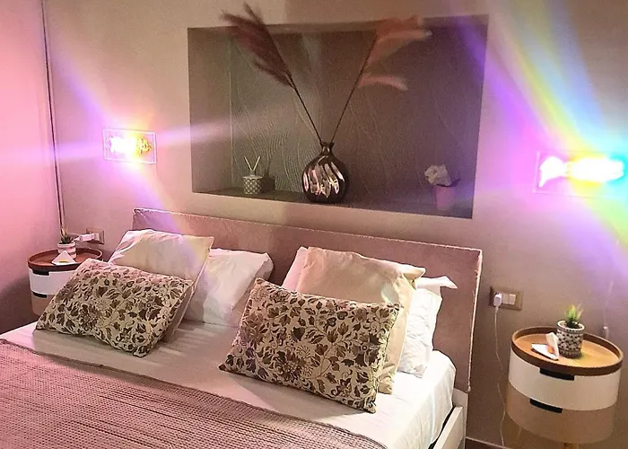 Concept b&b naples- camere moderne con balcone vicino al centro