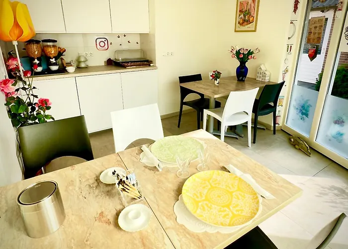 Rooi Bij de Knoptoren B&B
