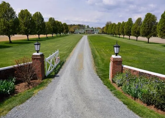 Inn At Huntingfield Creek Rock Hall