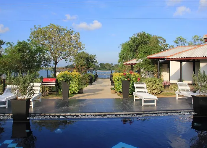 Flower Garden Lake Resort