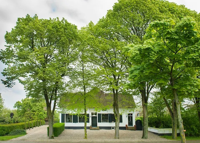 De Heeren van Tuil