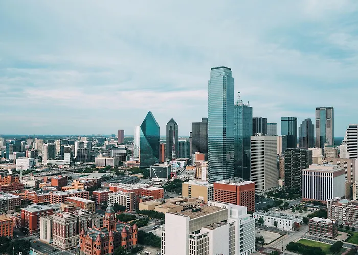 Vacation Apartment Rentals in Dallas